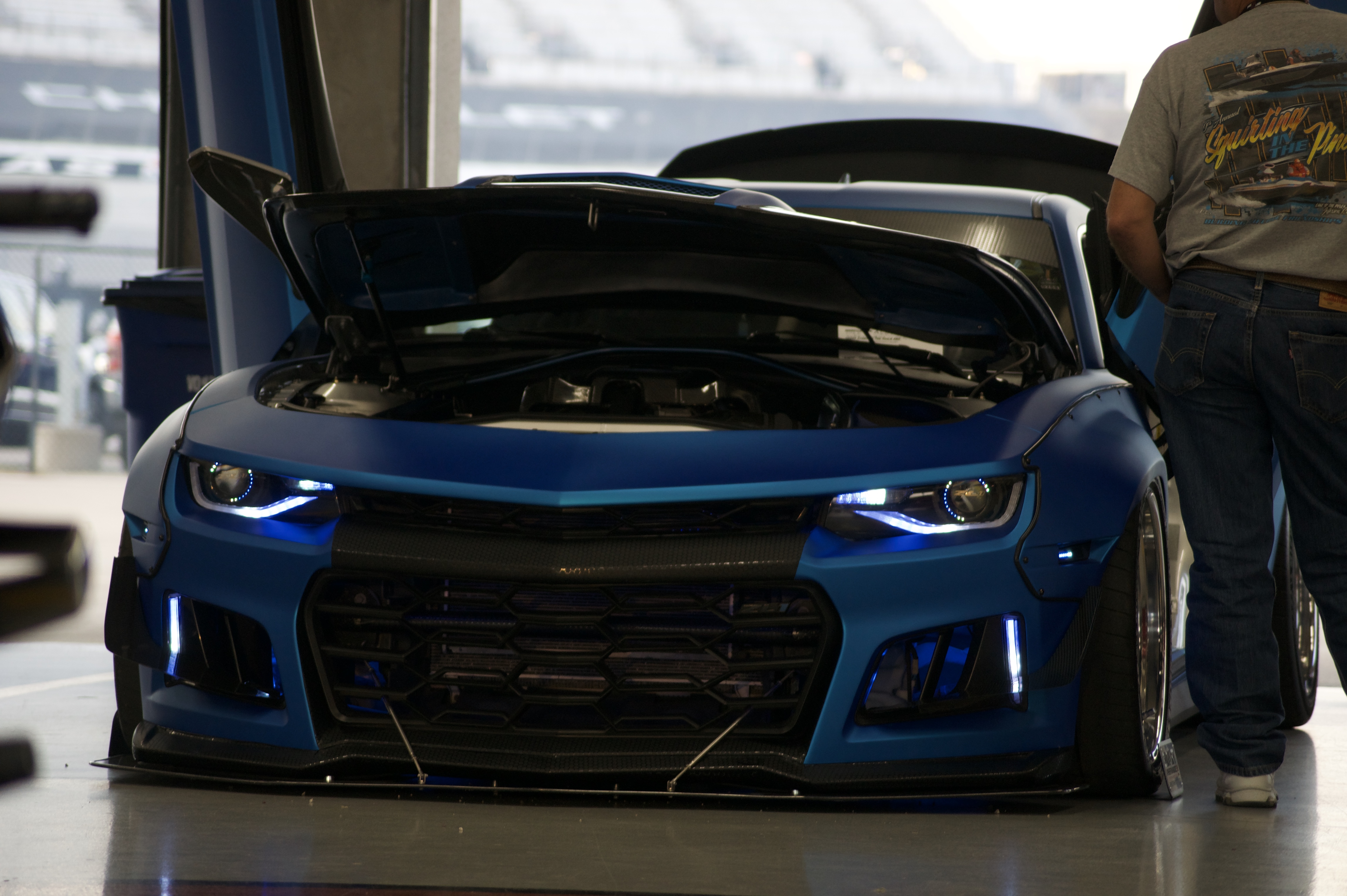 Automotive photograph, August 30, 2026