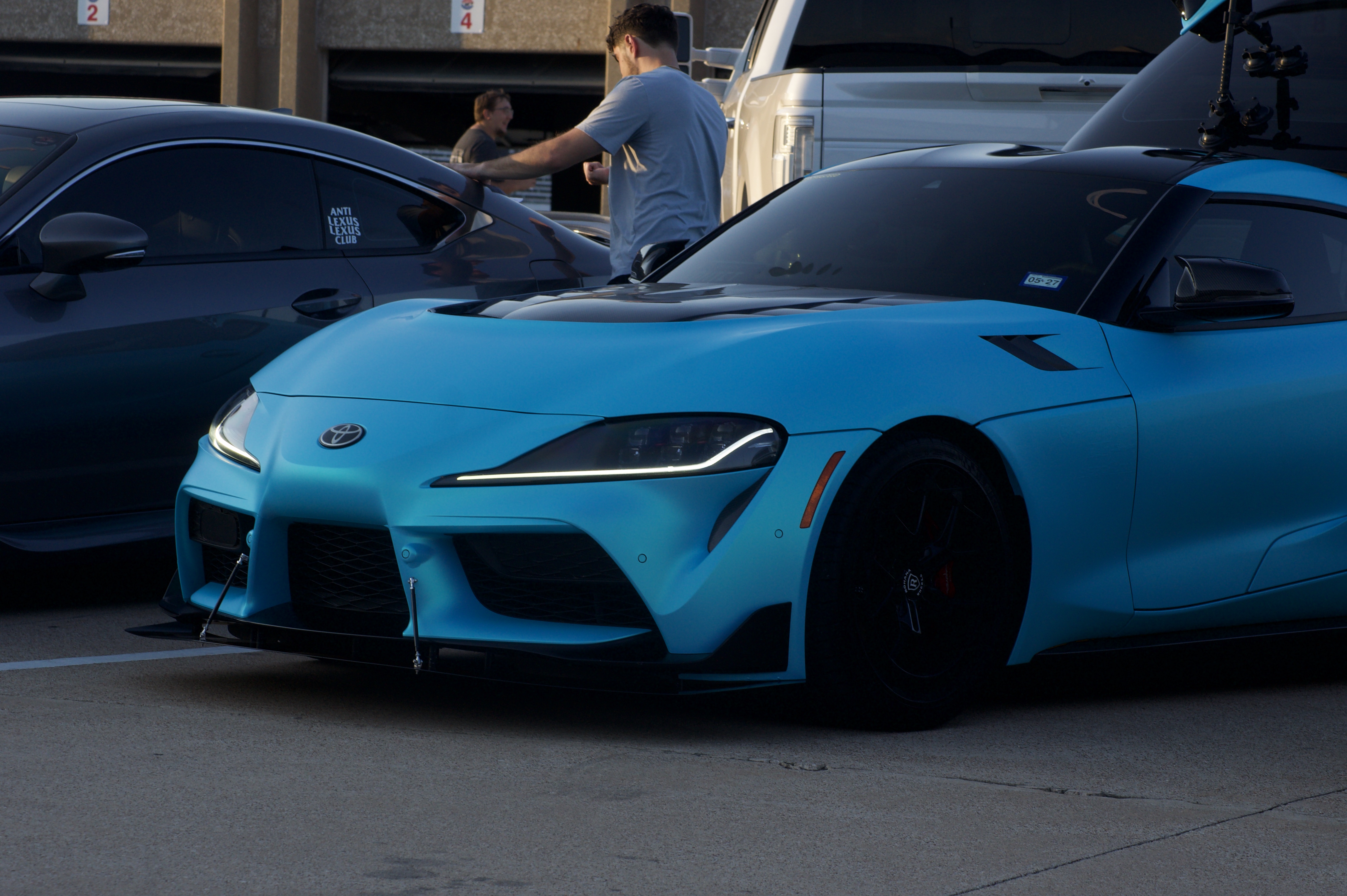 Automotive photograph, August 30, 2026