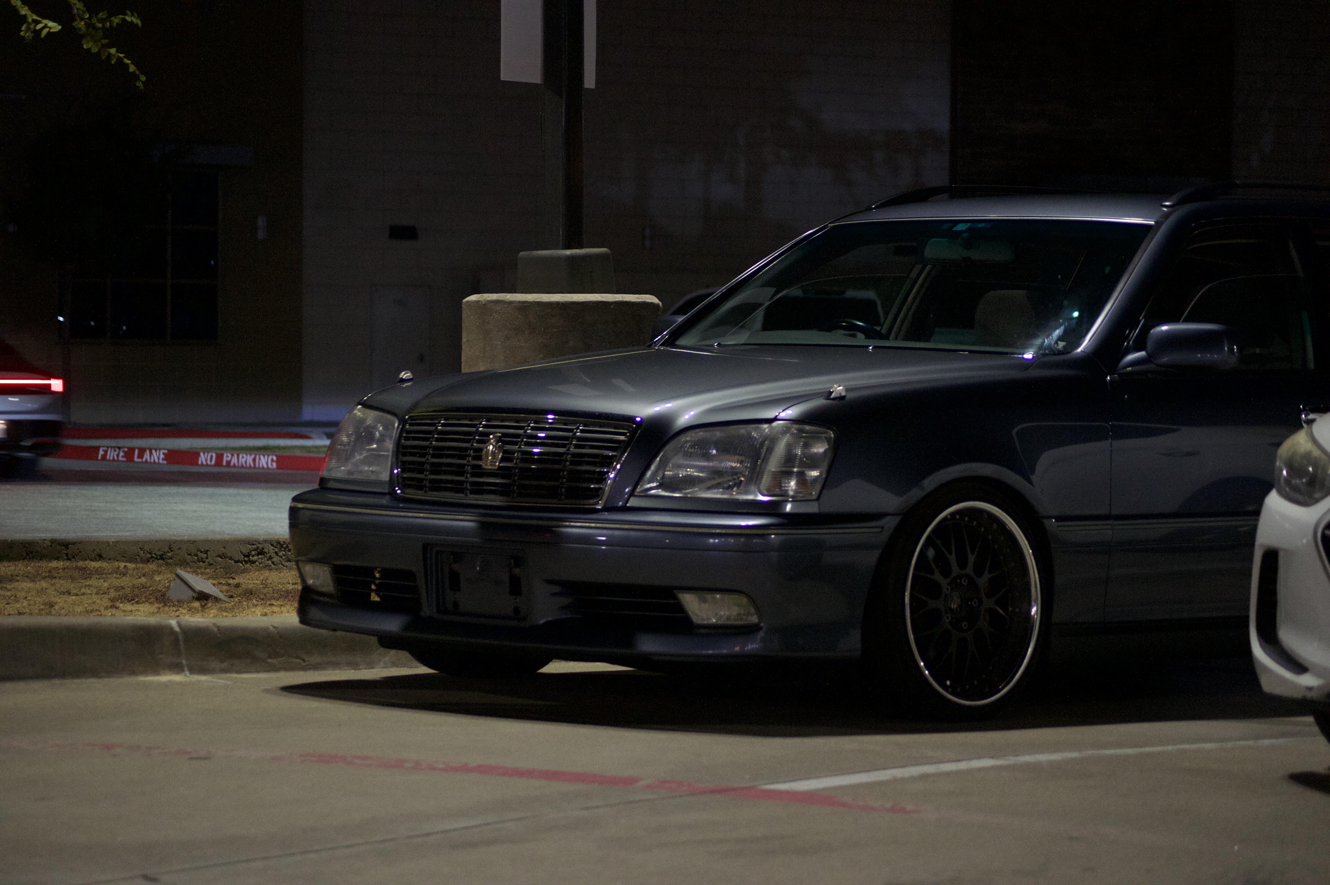 Automotive photograph, September 4, 2026
